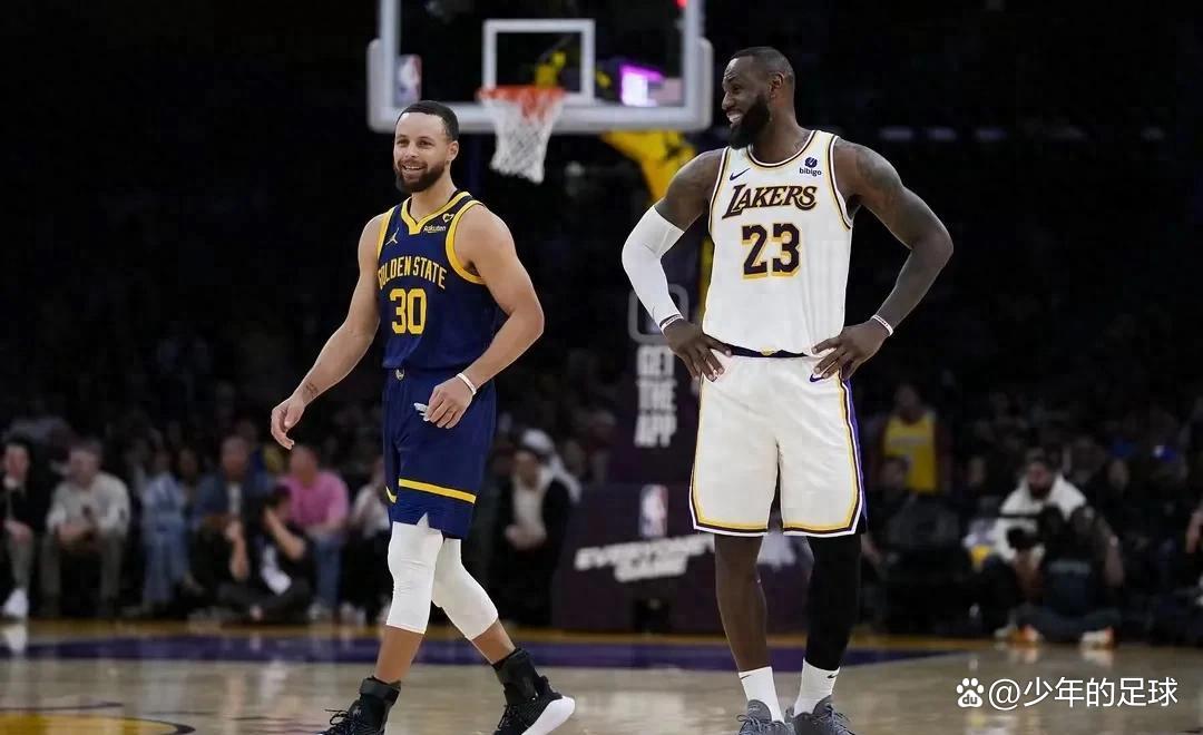 关于圣诞大战-杜兰特25分詹姆斯18分火箭大胜湖人的信息  第1张